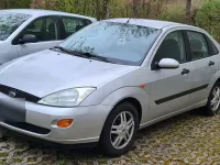 Occasion Ford Focus 101 ch (74 kW) 2001 Argent Berline