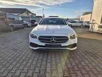 Gebraucht Mercedes E300 Avantgarde 320 PS (235 kW) 2021 Polarweiss Kombi