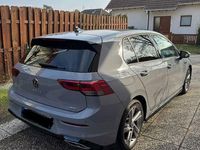Gebraucht VW Golf VIII R-line 131 PS (96 kW) 2023 Grau Limousine