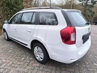 Gebraucht Dacia Logan Lauréate 90 PS (66 kW) 2017 Gletscherweiss Kombi