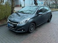 Gebraucht Peugeot 208 82 PS (60 kW) 2017 Grau Kleinwagen