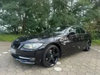 Gebraucht BMW 330 Cabriolet Performance 245 PS (180 kW) 2012 Schwarz Cabrio