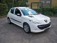 Gebraucht Peugeot 206+ 60 PS (44 kW) 2011 Weiß Kleinwagen