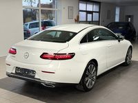 Gebraucht Mercedes E200 197 PS (144 kW) 2021 Weiß Coupé