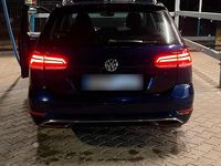 Gebraucht VW Golf VII 150 PS (110 kW) 2020 Blau Kombi