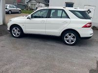 Gebraucht Mercedes ML250 204 PS (150 kW) 2012 Weiß SUV