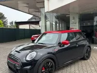 Gebraucht Mini John Cooper Works 231 PS (169 kW) 2024 Schwarz Kleinwagen