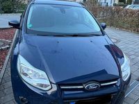 Gebraucht Ford Focus 101 PS (74 kW) 2014 Blau Limousine
