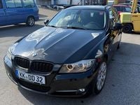 Usata BMW 325 218 CV (160 kW) 2010 Nero Station wagon