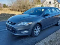 Gebraucht Ford Mondeo 140 PS (102 kW) 2011 Grau Kombi