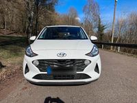 Gebraucht Hyundai i10 Select 67 PS (49 kW) 2021 Weiß Kleinwagen