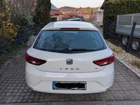 Gebraucht Seat Leon Reference 105 PS (77 kW) 2013 Weiß Limousine