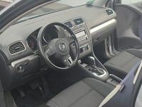 Gebraucht VW Golf VI Team 105 PS (77 kW) 2010 Silber Kleinwagen