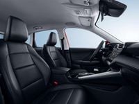 Neu MG ZS Luxury 197 PS (144 kW) 2025 Grün Limousine