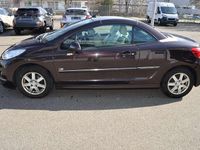 Gebraucht Peugeot 207 CC Allure 120 PS (88 kW) 2013 Schwarz Cabrio