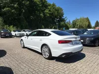 Gebraucht Audi A5 Sportback Business 204 PS (150 kW) 2024 Arkonaweiß Kleinwagen
