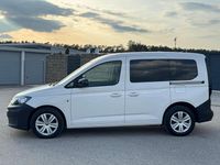 Second-hand VW Caddy 122 CP (89 kW) 2022 Alb Monovolum