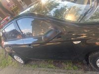 Gebraucht Hyundai i20 78 PS (57 kW) 2010 Schwarz Kleinwagen