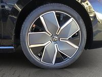 Neu VW Passat Elegance 177 PS (130 kW) 2025 Schwarz Kombi