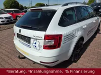Gebraucht Skoda Octavia Soleil 150 PS (110 kW) 2019 Bila laser/laser white Kombi