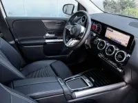 Gebraucht Mercedes B180 Progressive 136 PS (100 kW) 2025 Weiss unilack polarweiß Van / Kleinbus