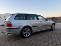 Gebraucht BMW 320 150 PS (110 kW) 1999 Silber Kombi