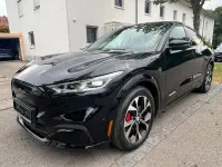 Gebraucht Ford Mustang Mach-E 197 kW (269 PS) 2022 Schwarz SUV