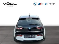 Gebraucht BMW i3 135 kW (184 PS) 2022 Capparisweiß mit akzent bmw i Kleinwagen