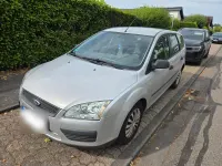 Gebraucht Ford Focus Trend 116 PS (85 kW) 2005 Silber Kombi