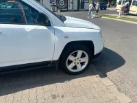 Gebraucht Jeep Compass 156 PS (114 kW) 2011 Weiß SUV