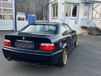 Gebraucht BMW 325 192 PS (141 kW) 1993 Blau Coupé