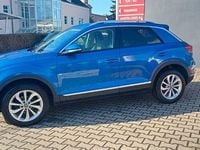 Gebraucht VW T-Roc Style 150 PS (110 kW) 2023 Blau SUV