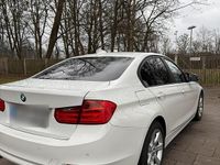 Gebraucht BMW 320 Comfort Edition 184 PS (135 kW) 2012 Weiß Limousine