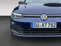 Gebraucht VW Golf VIII Move 150 PS (110 kW) 2023 Atlantic blue metallic Limousine