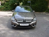 Gebraucht Mercedes B200 156 PS (114 kW) 2012 Monolithgrau Van / Kleinbus