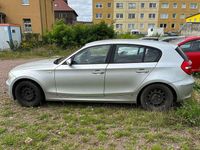 Second-hand BMW 116 122 CP (89 kW) 2009 Argintiu Hatchback