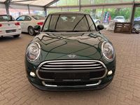 Usata Mini ONE 102 CV (75 kW) 2018 Verde Utilitaria