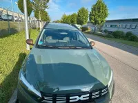 Gebraucht Dacia Jogger Extreme 110 PS (80 kW) 2024 Grün Van / Kleinbus