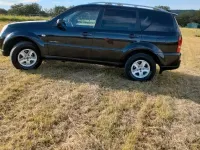 Usata SsangYong Rexton 163 CV (119 kW) 2006 Nero SUV