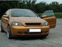 Second-hand Opel Astra 158 CP (116 kW) 2000 Galben Coupe