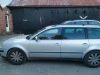 Second-hand VW Passat Comfortline 131 CP (96 kW) 2002 Argintiu Break