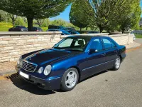 Używany Mercedes E280 Avantgarde 204 KM (150 kW) 2001 Niebieski Sedan/Limuzyna