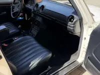Gebraucht Mercedes 200 101 PS (74 kW) 1978 Weiß Limousine