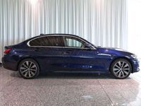 gebraucht BMW 320 i xDrive Lim SportLi GSD LED BT DAB LicCockp.Prof.