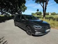 Gebraucht VW Passat R-line 150 PS (110 kW) 2022 Grau Kombi