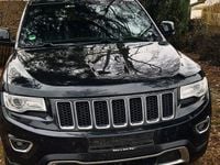 Gebraucht Jeep Grand Cherokee Overland 250 PS (183 kW) 2016 Schwarz SUV