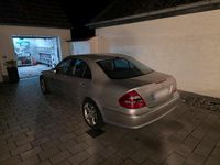 Gebraucht Mercedes E500 304 PS (223 kW) 2002 Silber Limousine