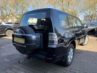 Gebraucht Mitsubishi Pajero Plus 190 PS (139 kW) 2017 Schwarz SUV