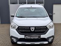 Gebraucht Dacia Dokker Celebration 116 PS (85 kW) 2017 Weiß Van / Kleinbus