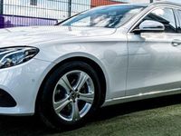 Gebraucht Mercedes E200 150 PS (110 kW) 2018 Weiß Kombi